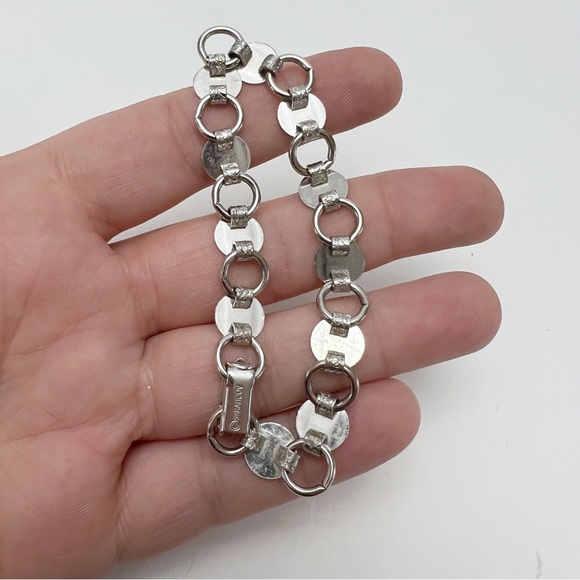 Vintage Sarah Coventry Circle Etched Floral Round Link Bracelet Silvertone - Picture 4 of 5